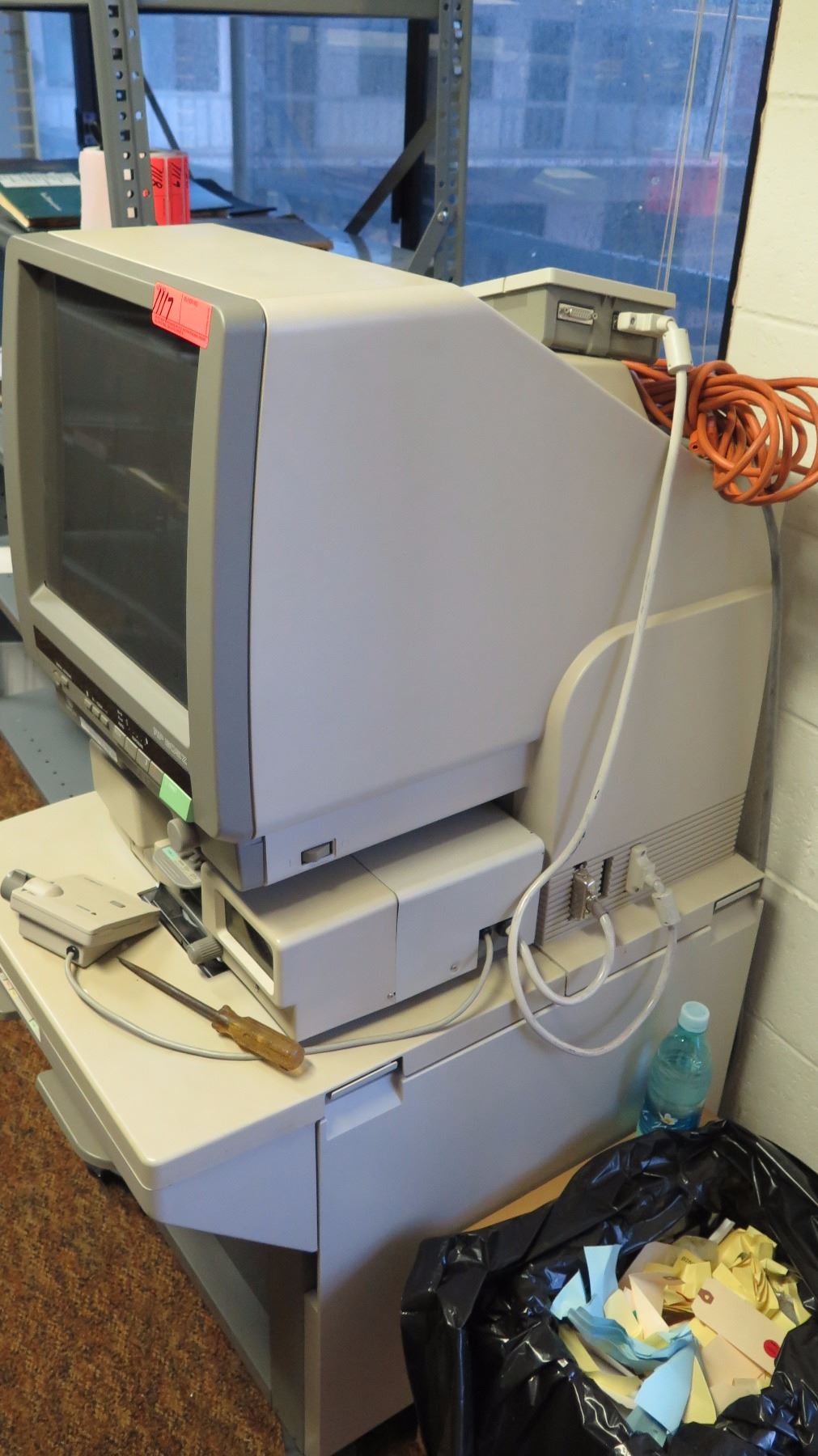 Microfiche Reader, Model RP 605Z - Oahu Auctions