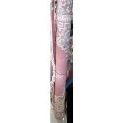 AREA CARPET - ~5.5' X 7'