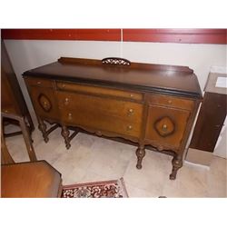 VINTAGE WALNUT SIDE HUTCH CABINET - ON CASTERS