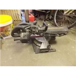 CRAFTSMAN SLIDING COMPOUND MITRE SAW - WORKING