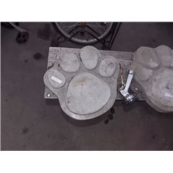 CONCRETE - PAW - MED