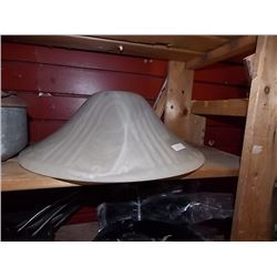 RETRO STYLE GLASS LAMP SHADE