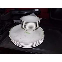 COLEMAN CAMPING DISHES - 12 PC