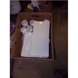 BOX OF ASSORTED DISHED