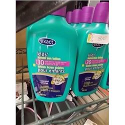 LOT OF KID'S SUNSCREEN - 30SPF - 4 TTL - GREEN BOTTLE