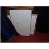 Image 1 : WHITE BOARDS - 3 TTL