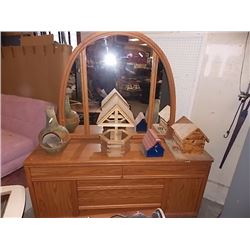 OAK DRESSER - 1/2 MOON MIRROR - 4 DRAWER - 2 DOOR