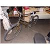 Image 1 : BIKE - VINTAGE GIRLS VULCAN BIKE