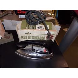 VINTAGE TRAVEL IRON