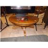 Image 1 : RETRO OAK ROUND COFFEE TABLE