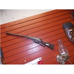 VINTAGE DAISY RIFLE GUN