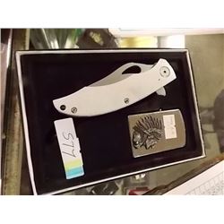 FOLDING KNIFE WITH LIGHTER