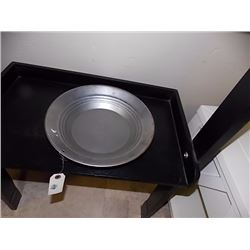 NEW GOLD PAN - ESTWING - METAL -