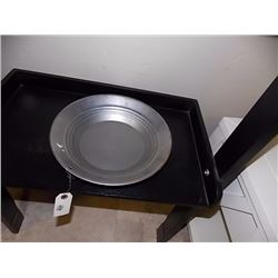 NEW GOLD PAN - ESTWING - METAL -
