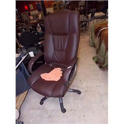 EXECUTIVE OFFICE CHAIR - SOME ARM WEAR
