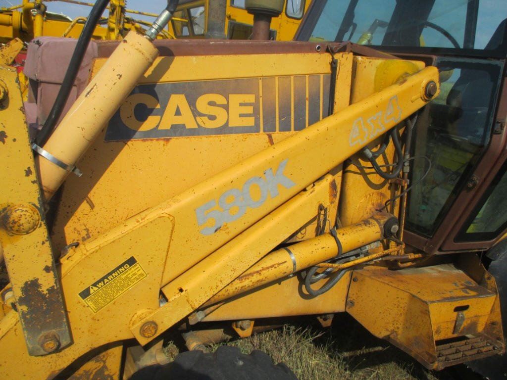 1988 Case 580K 4x4 Backhoe w/Thumb