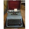 Image 1 : Underwood Olivetti Typerwriter with Carbon Ribbon + case