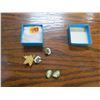 Image 1 : small blue box collectible pins