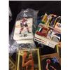 Image 2 : SPORTS TRADING CARDS LOT