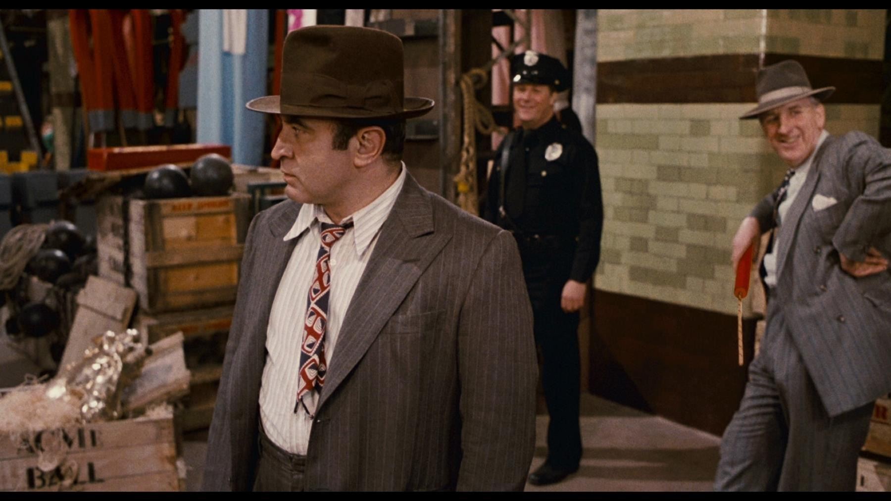 WHO FRAMED ROGER RABBIT (1988) - Bomb and Dynamite Stick