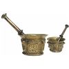 Image 1 : Bronze Spanish mortar and pestle with castles-and-lion decoration, 1600s.