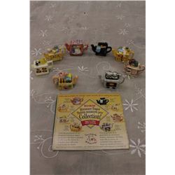 Red Rose Teapot Set (8) (Rare Mail In)