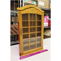 Showcase, Holds 2 Sets Of Red Rose Tea Ornaments