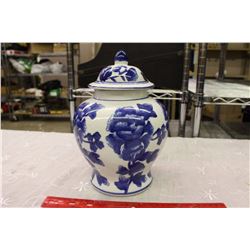 Flow Blue Ginger Jar
