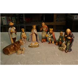 Goebel M.J Hummel Figurines (10)(Nativity Scene)