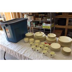 Rubbermaid Tub w/Royal Doulton Hotel Vancouver Dishware Set (Assorted Sizes of Plates, Cups&Bowls)