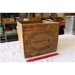 The Dairy Pool' Canadian Butter Saskatchewan Crate (13.5"x13.5"x11.5")