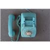 Image 2 : Turquoise Vintage Automatic Electric Monophone