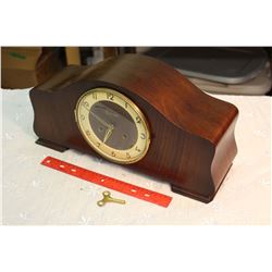 Vendor Wooden Mantlepiece Clock