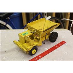 Marx Lumar Mobile Dump Rock Truck