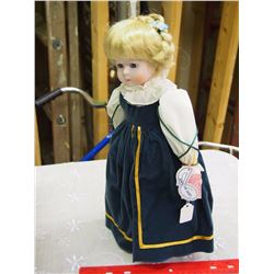 Brinn's Musical Edition Dianna Doll (Musical Romeo & Juliet Wind Up)