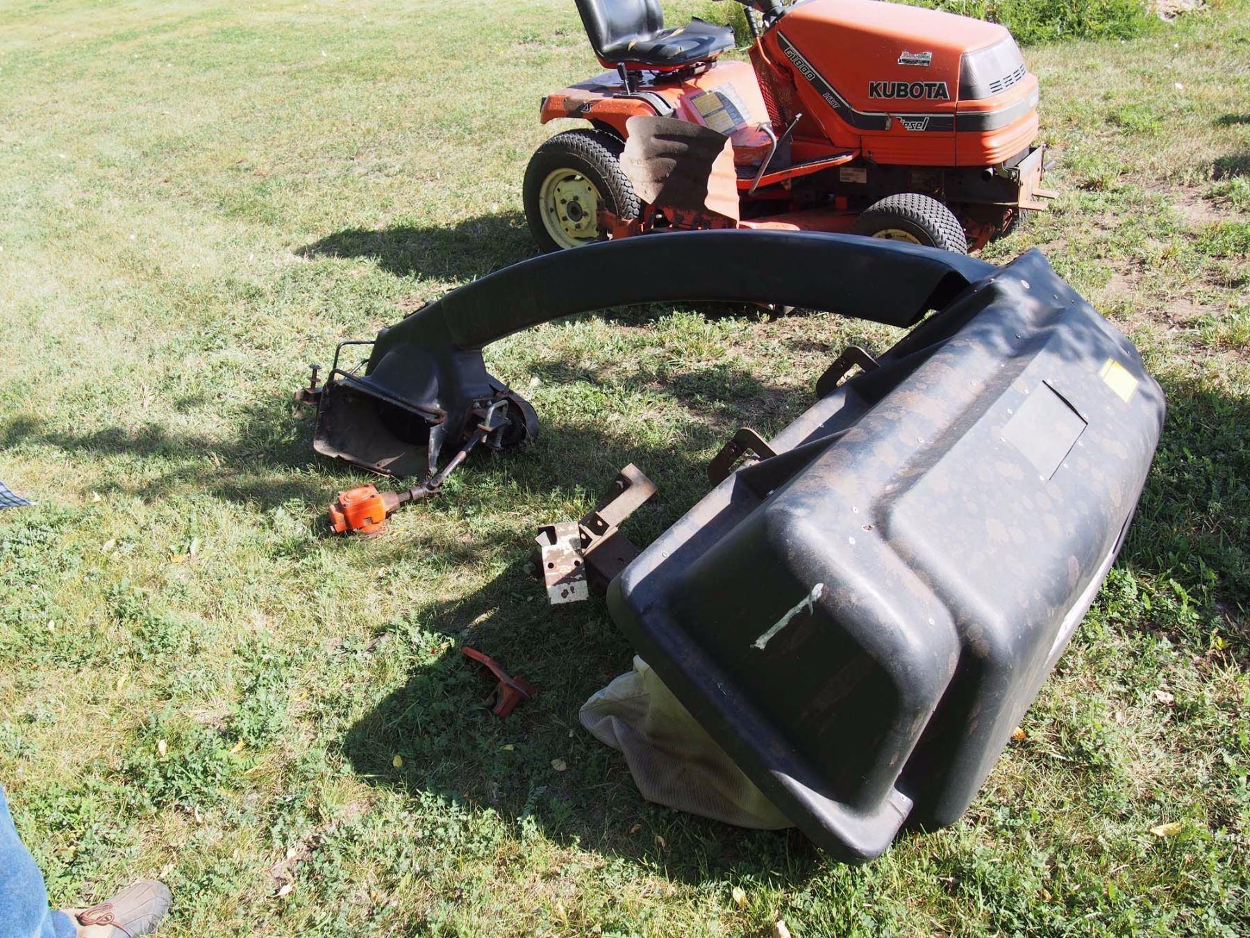 Kubota Grass Bagger, Comes Completer With Drive Attachment to Any
