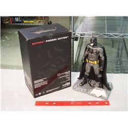 Batman Finders Keeyper Statue And Keyring W/ Box