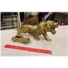 Image 1 : Brass Tiger& Vintage Car Statues