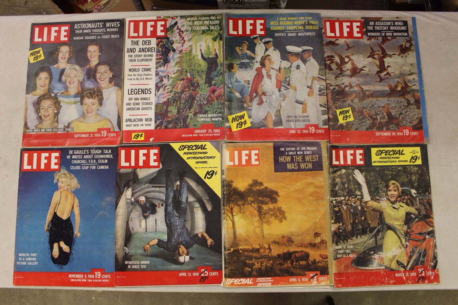 Life Magazines (8)(1959(7),1960)