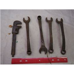 Lot Of Ford Wrenches (5)