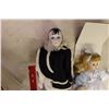 Image 2 : Lot Of Porcelain Dolls (2)