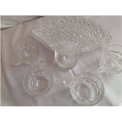 Glass Fan Shaped Luncheon Plates With Cups (4)
