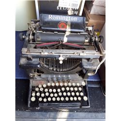 Old Remington Manual Typewriter