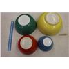 Image 2 : Set Of Primary Pyrex Bowls (4)