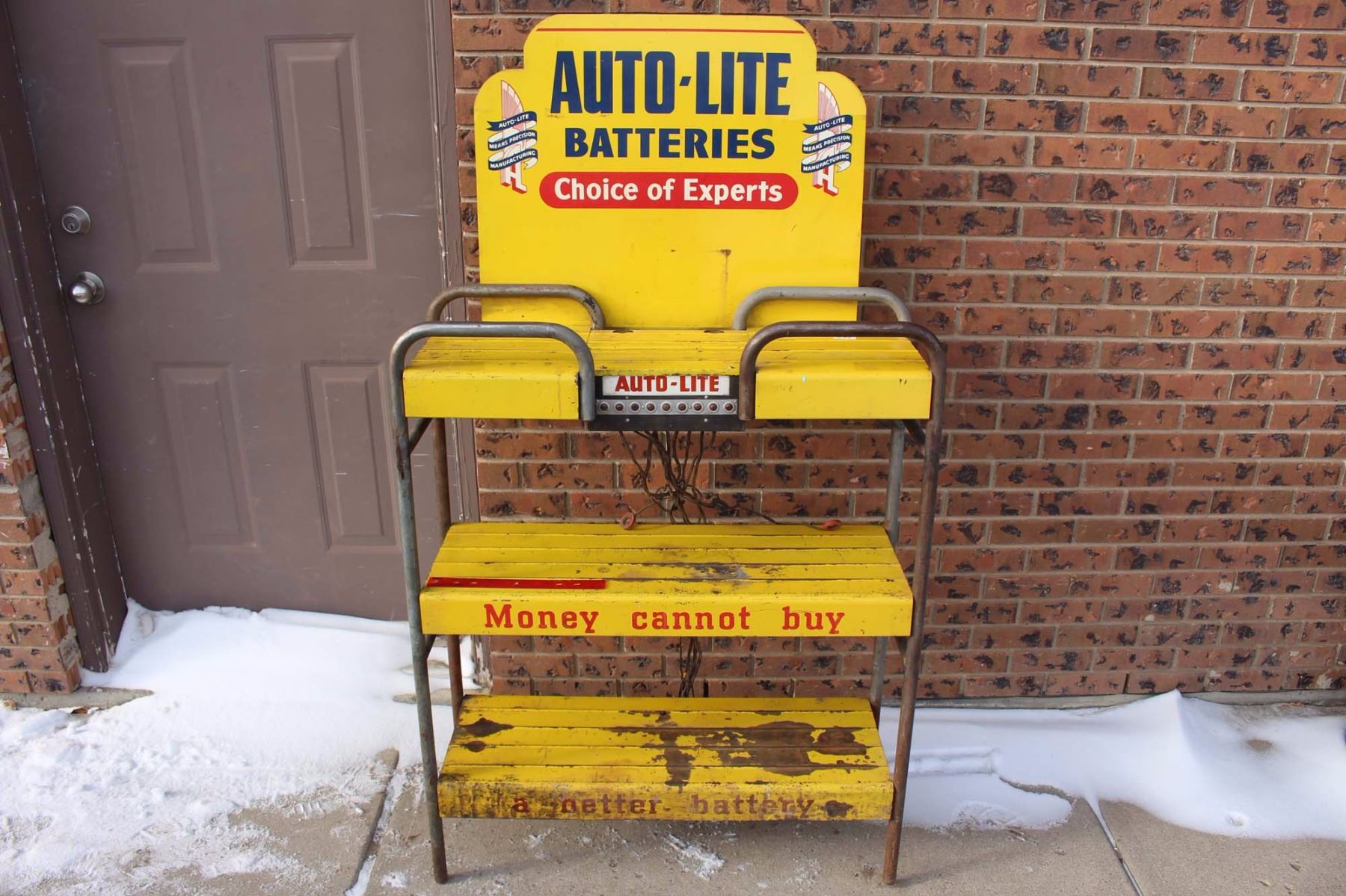 Autolite Battery Charger And Display Rack (62”x35”)