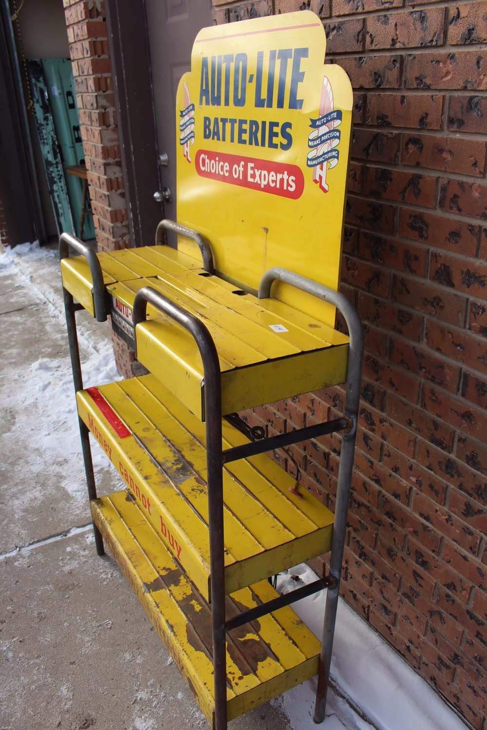 Autolite Battery Charger And Display Rack (62”x35”)