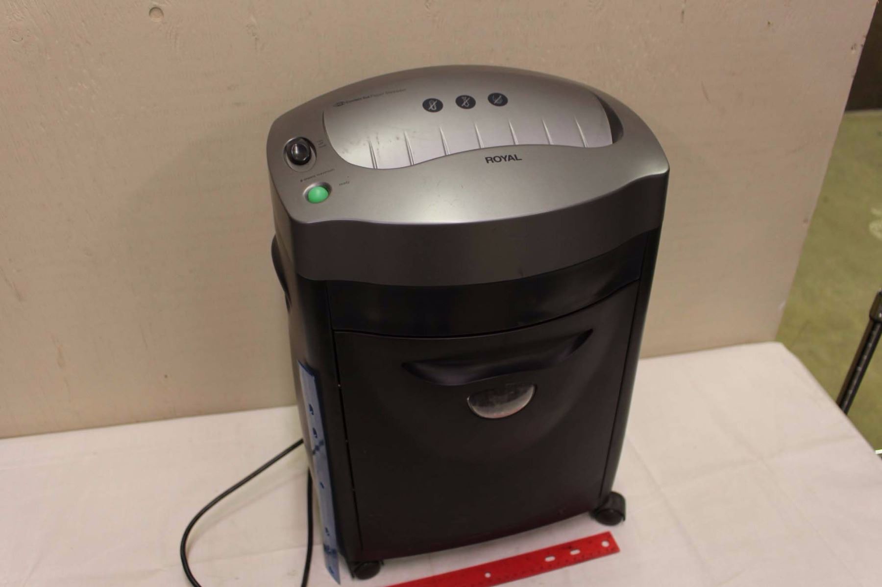 Royal 80x Confetti Cut Paper Shredder (Working)