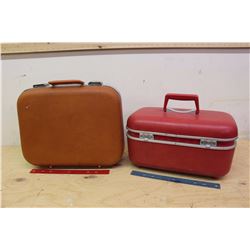 Small Vintage Travel Suitcases (2)