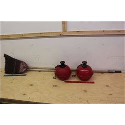 CNR Broom W/ Pair Train Track Lamps