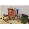 Image 3 : Lot Of Vintage Kitchen Related (Flour Sifter, Food Chopper, Electric Mixer For Jar, Corn Note Pad)